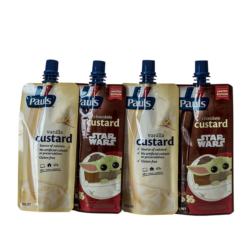 Sach&ecirc; de iogurte com bico